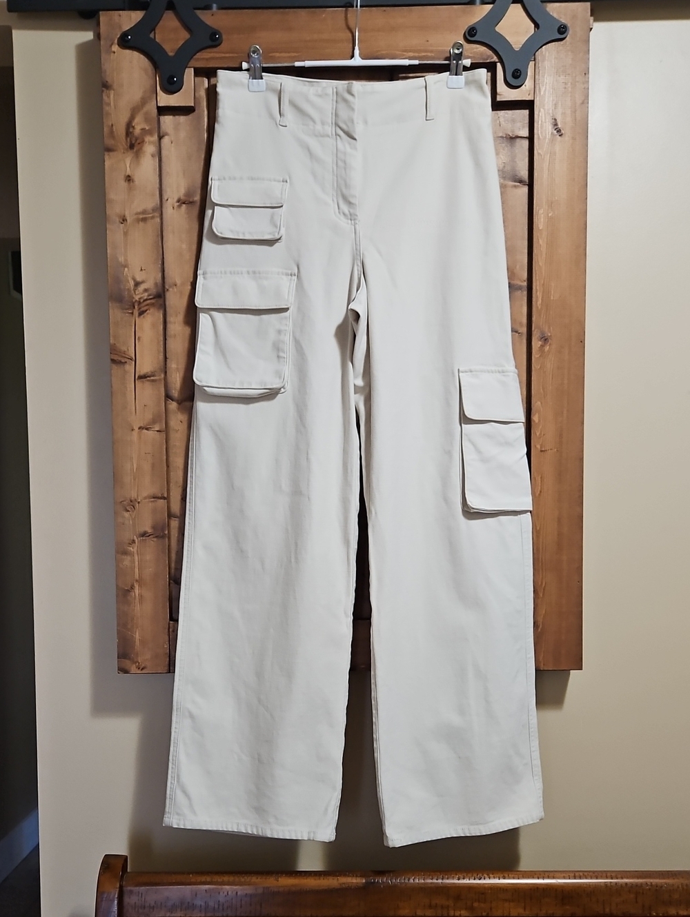 Wilfred Free Picture Wide Leg Cargo Pants 6 In Cream